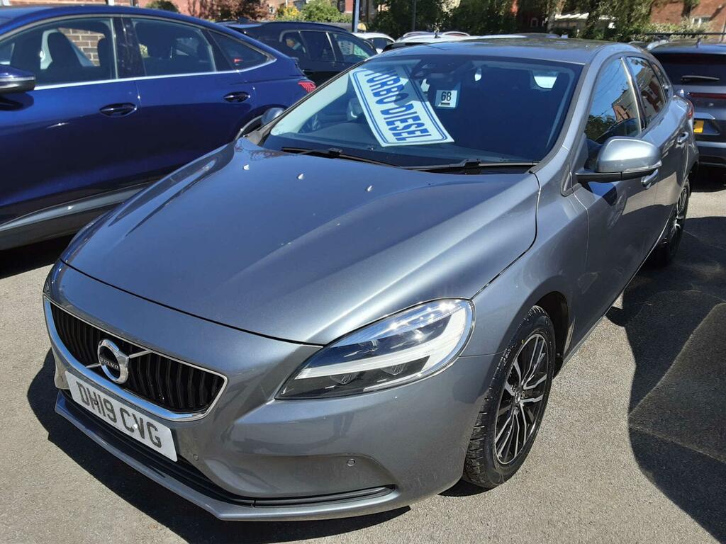 Volvo V40 2.0 V40 Momentum Edition D2 DH19CVG Grey #3