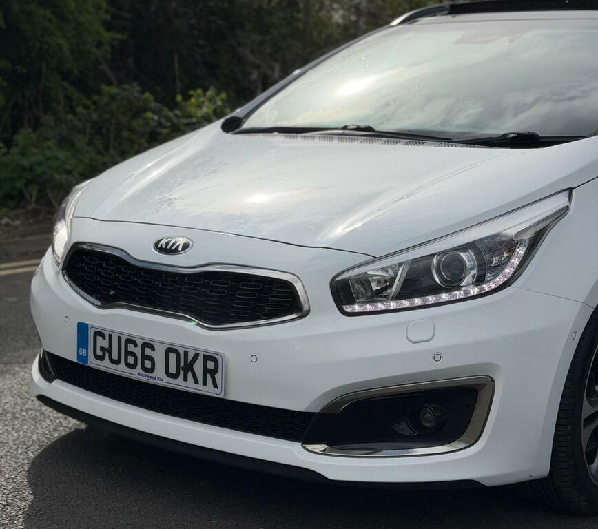 Kia Ceed Estate 1.6 Crdi 4 Tech Sportswagon Euro 6 Ss GU66OKR White #5