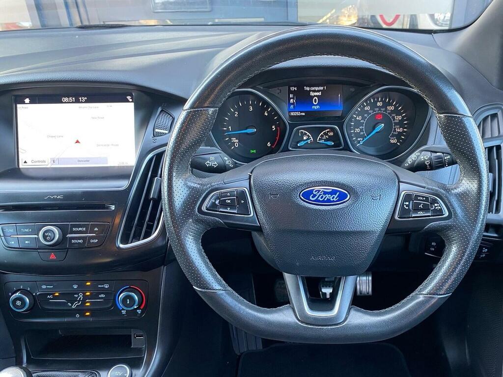 Ford Focus Hatchback 1.5 Tdci St-line Euro 6 Ss 2018 ST68EAP Grey #4