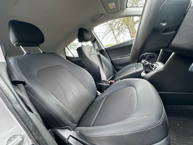 Hyundai I10 2019 1.2 Se Hatchback Euro 6 87 Grey #2