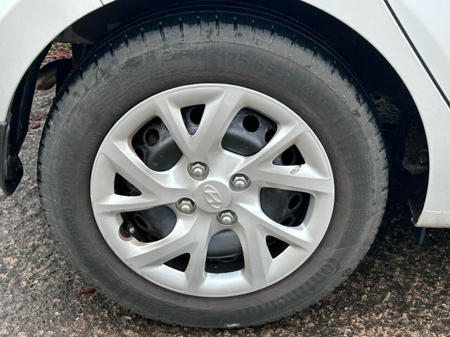 Hyundai I10 2019 1.2 Se Hatchback Euro 6 87 Grey #3