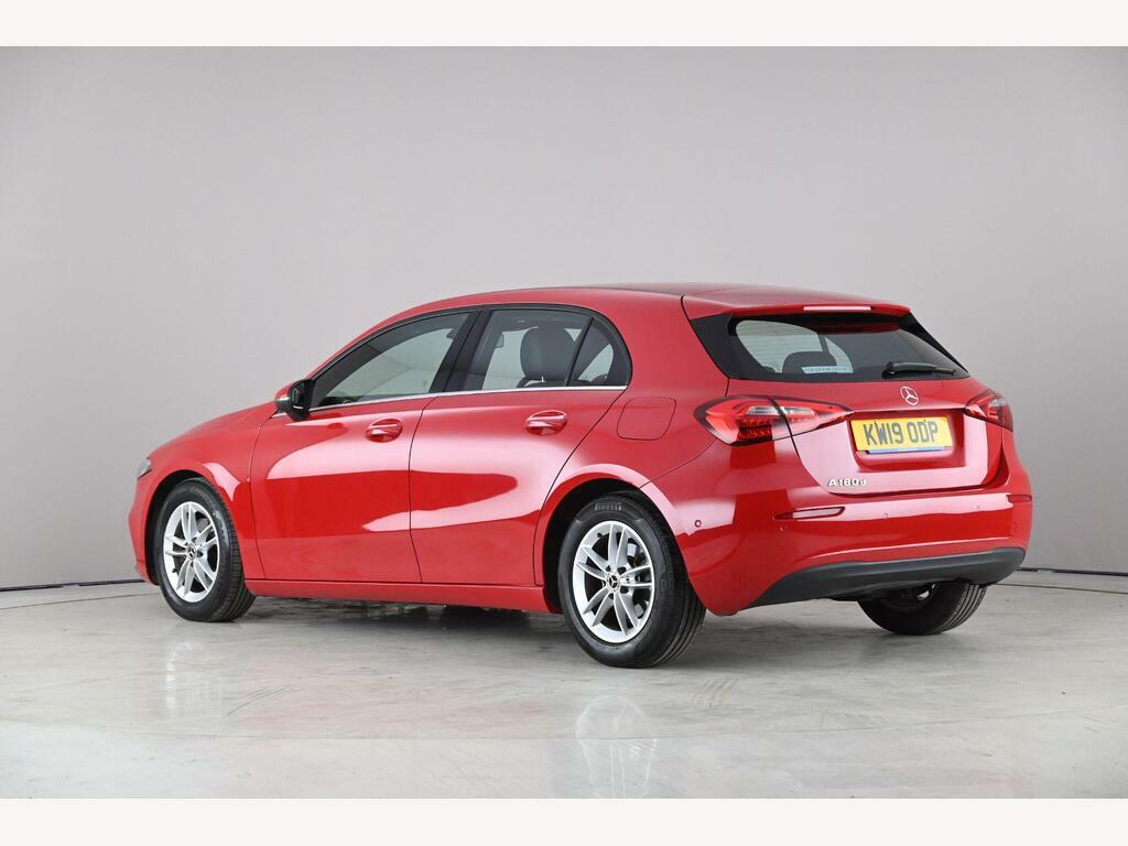 Mercedes-Benz A Class 1.5 A180d Se Executive 7G-dct Euro 6 Ss KW19ODP Red #4