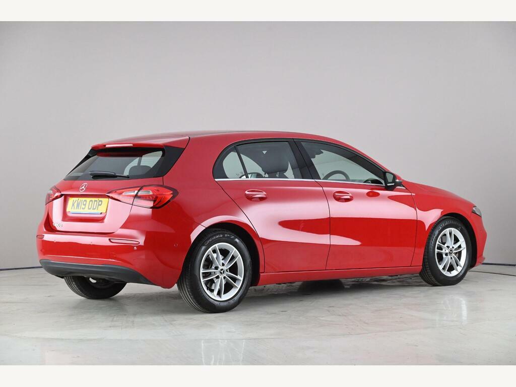 Mercedes-Benz A Class 1.5 A180d Se Executive 7G-dct Euro 6 Ss KW19ODP Red #3
