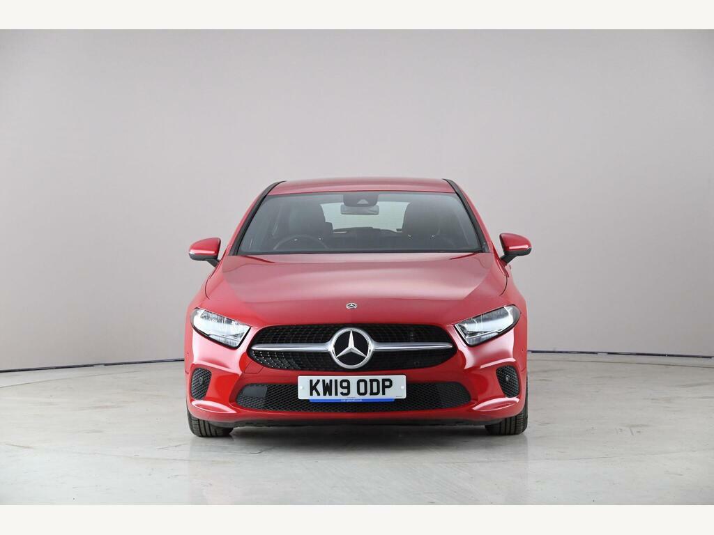 Mercedes-Benz A Class 1.5 A180d Se Executive 7G-dct Euro 6 Ss KW19ODP Red #5