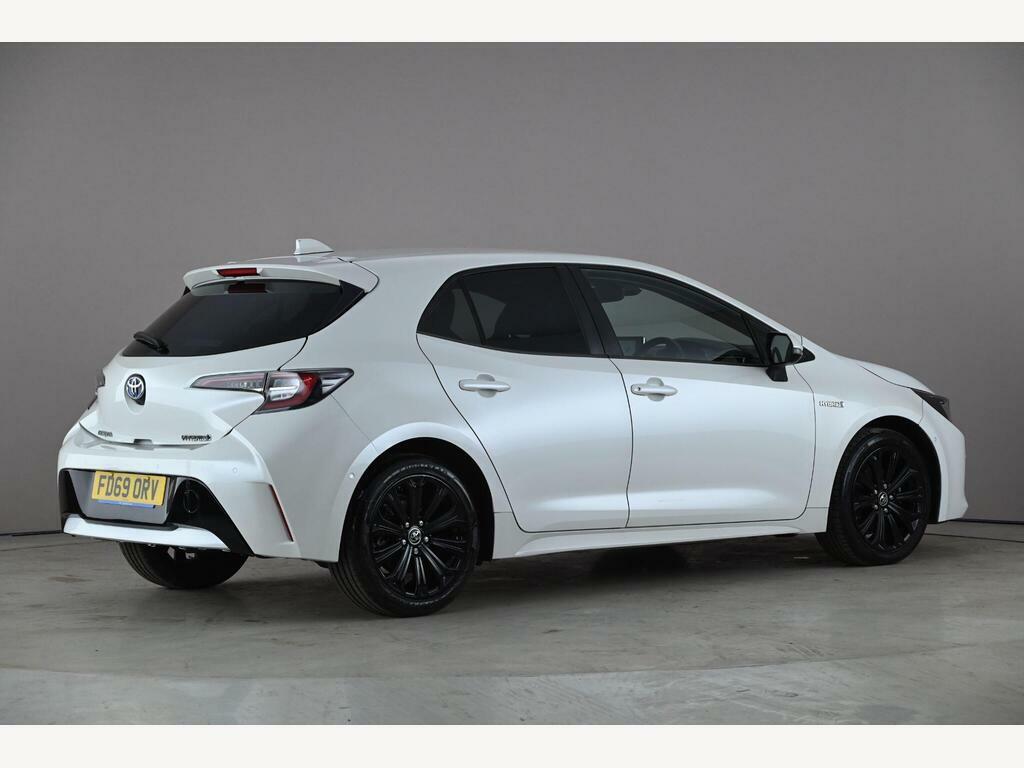 Toyota Corolla 1.8 Vvt-h Design Cvt Euro 6 Ss FD69ORV White #3