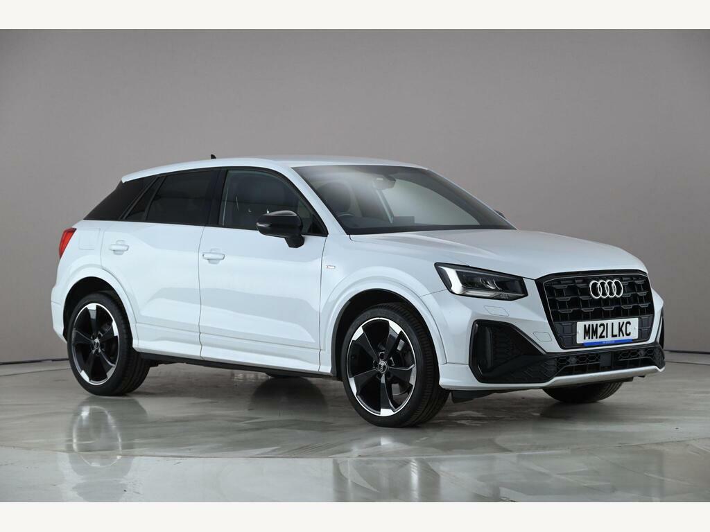 Audi Q2 1.5 Tfsi Cod 35 Black Edition S Tronic Euro 6 Ss White
