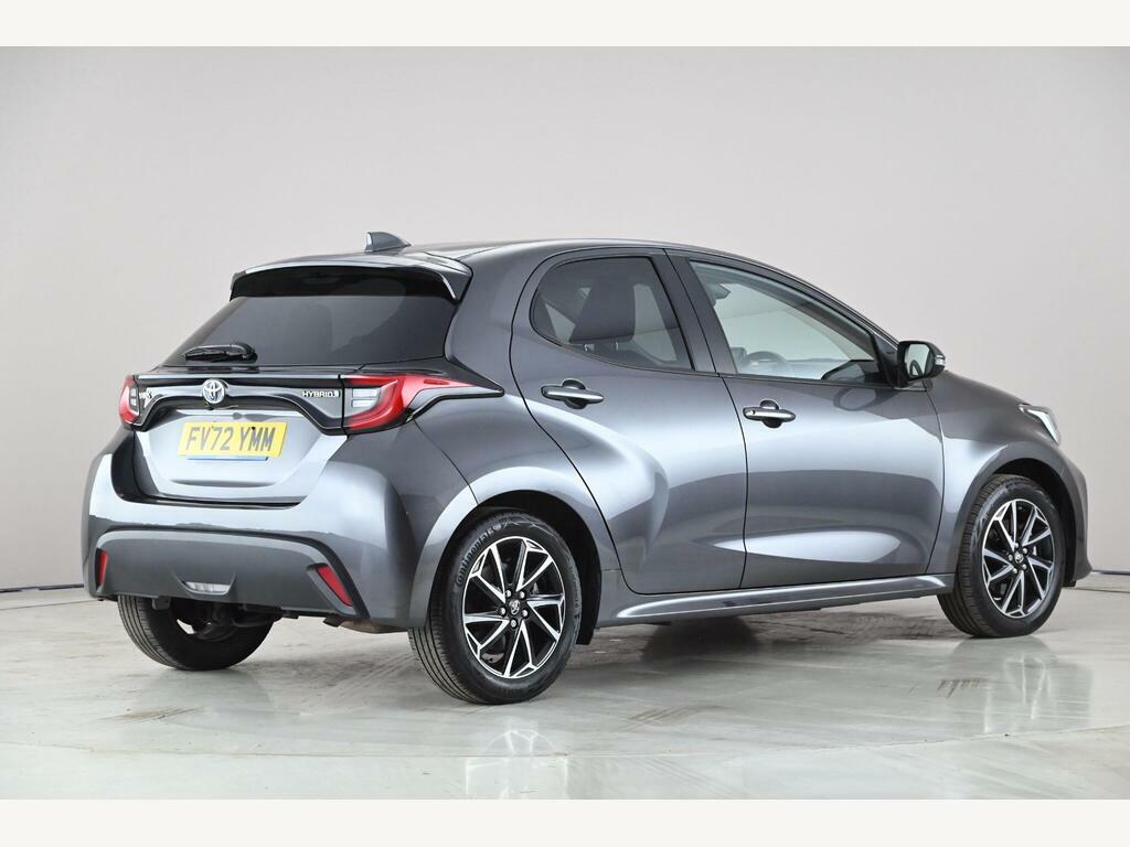 Toyota Yaris 1.5 Vvt-h Design E-cvt Euro 6 Ss FV72YMM Grey #2