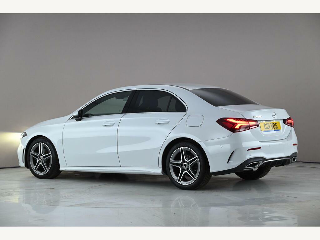 Mercedes-Benz A Class 1.5 A180d Amg Line Executive 7G-dct Euro 6 Ss D21VOS White #4