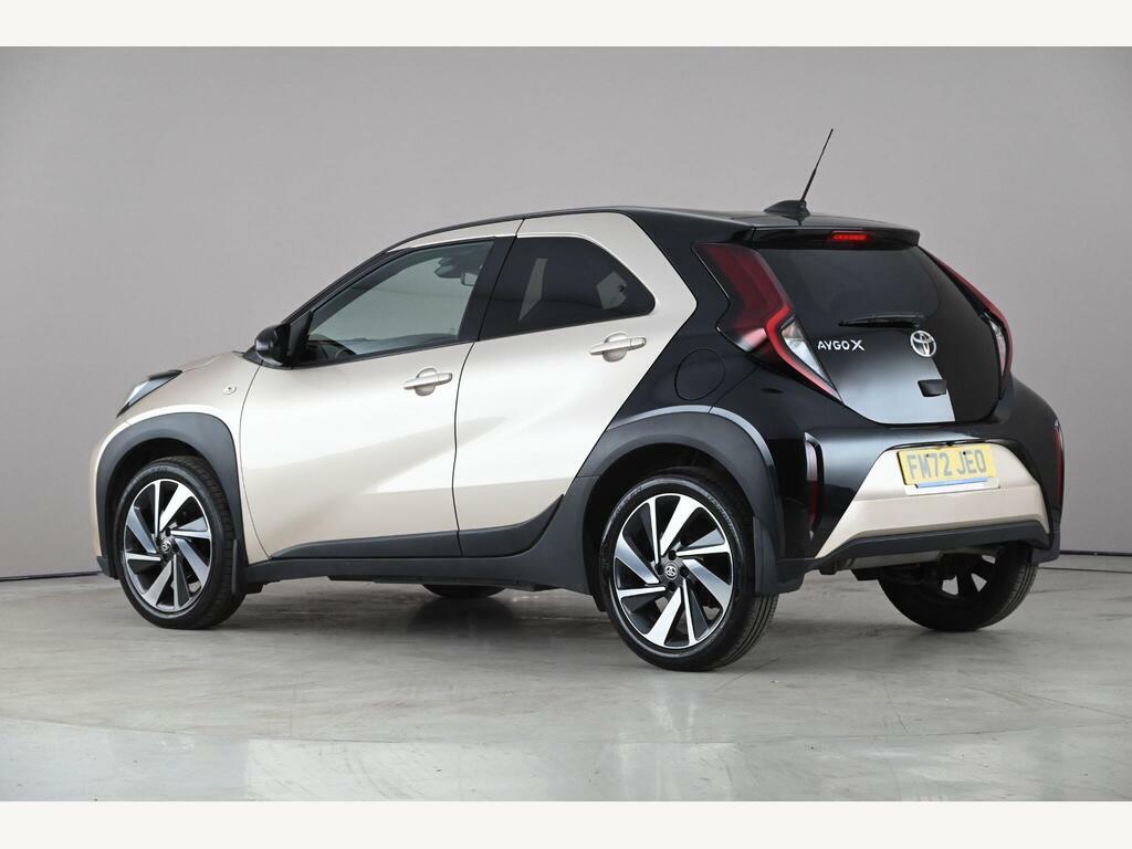Toyota Aygo X 1.0 Vvt-i Edge X-shift Euro 6 Ss FM72JEO Beige #4