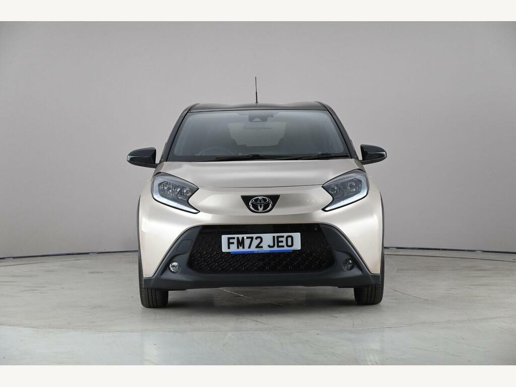 Toyota Aygo X 1.0 Vvt-i Edge X-shift Euro 6 Ss FM72JEO Beige #3