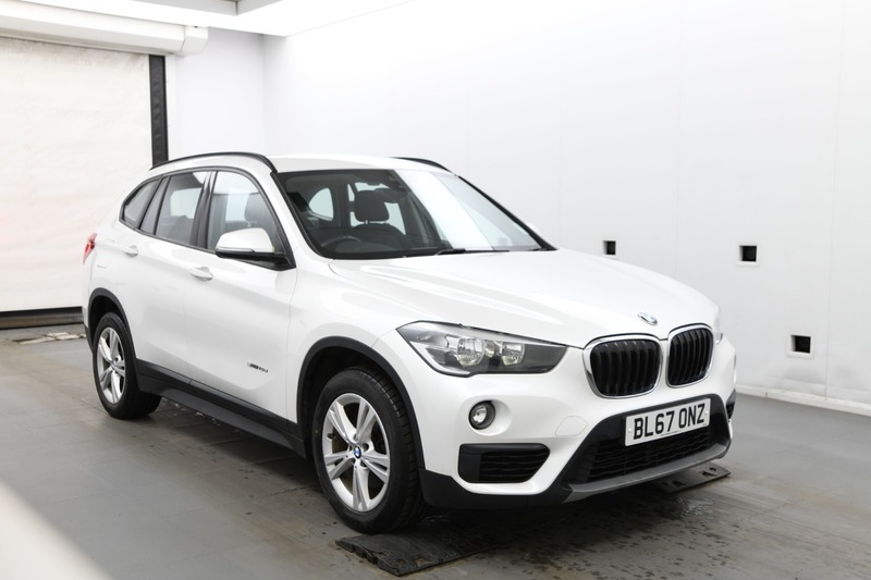 BMW X1 Sdrive18d Se White