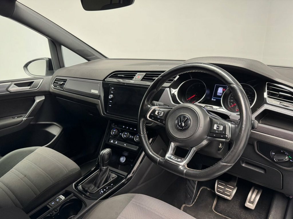 Volkswagen Touran 2L R-line SJ18VBO Silver #3