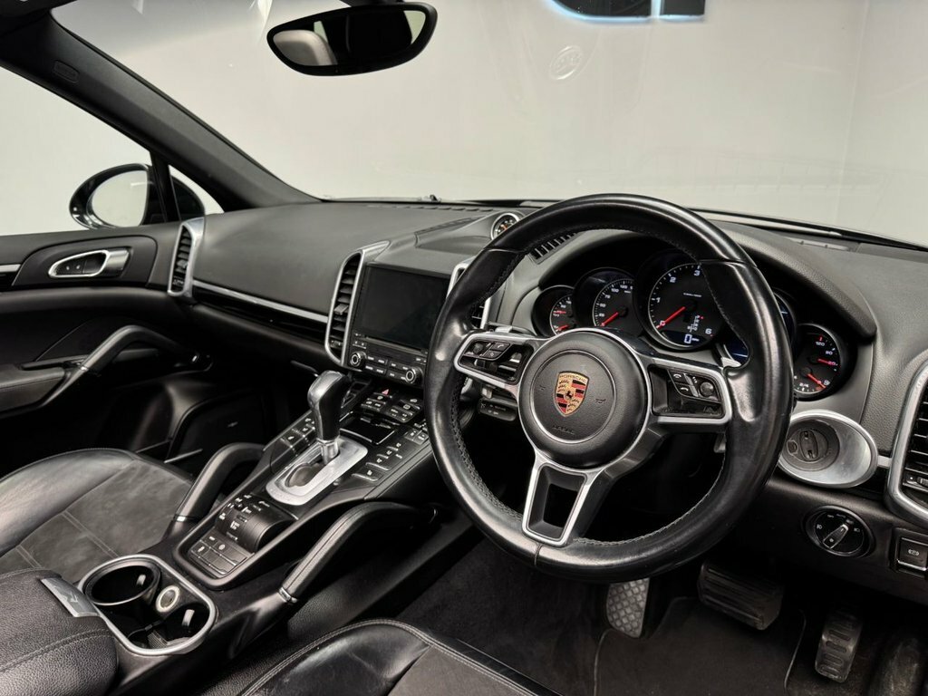 Porsche Cayenne 3L Platinum Edition EN66CRX Black #3
