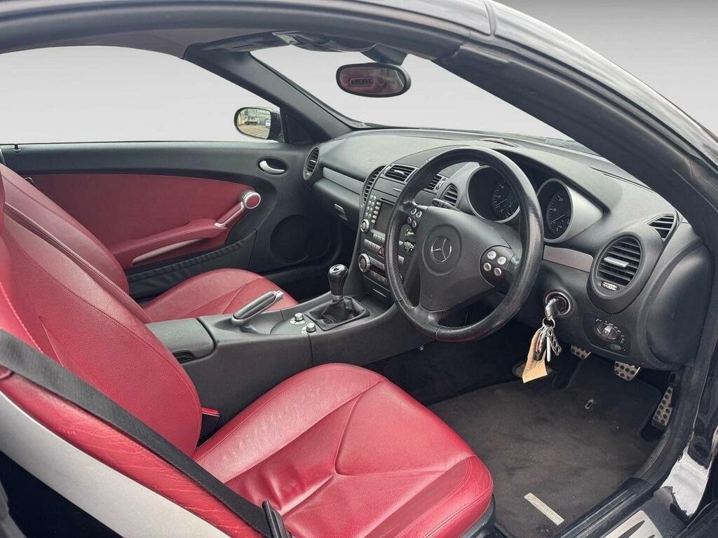 Mercedes-Benz SLK Convertible 3.0 Slk280 Sport 200707 Black #2