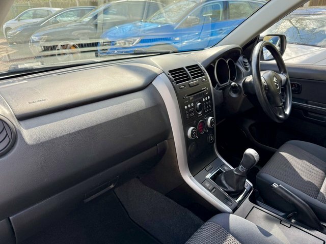 Suzuki Grand Vitara Sz4 Beige #11