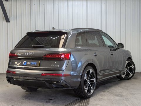 Audi Q7 3.0 Q7 Black LV22OXR #4