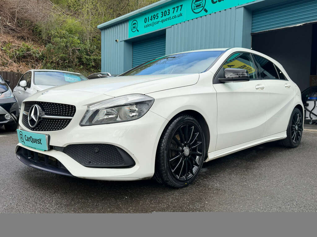 Mercedes-Benz A Class 1.5 A 180 D Amg Line KR66GLY White #2