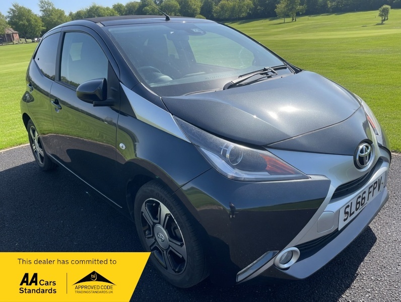 Toyota Aygo 1.0 Vvt-i X-clusiv 2 