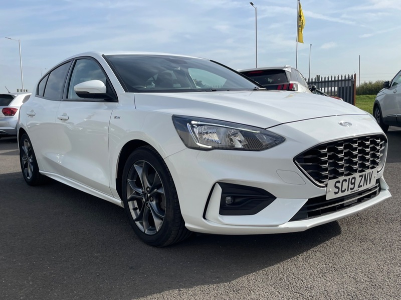 Ford Focus 1.0 St-line SC19ZNV White #3