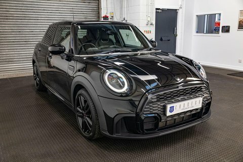 Mini Hatch 1.5 Cooper Sport YE71JUC #5