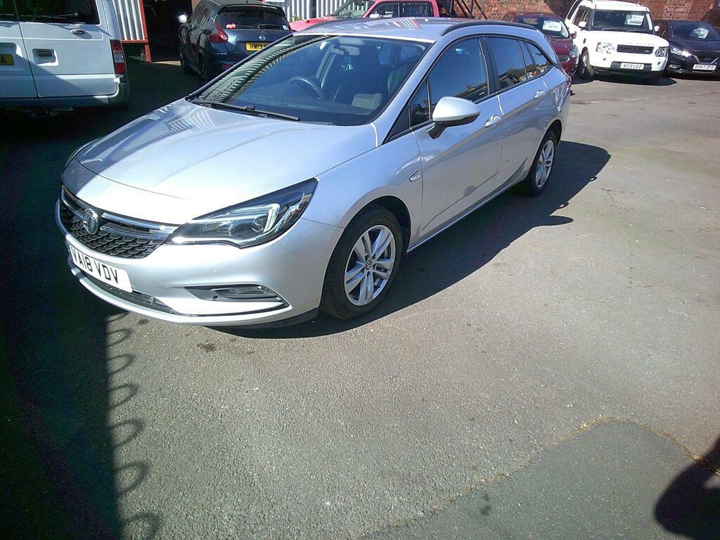 Vauxhall Astra 1.6 Cdti Ecoflex Design Sports Tourer Euro 6 S S VA18VDV Silver #3