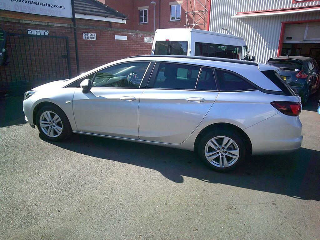Vauxhall Astra 1.6 Cdti Ecoflex Design Sports Tourer Euro 6 S S VA18VDV Silver #5