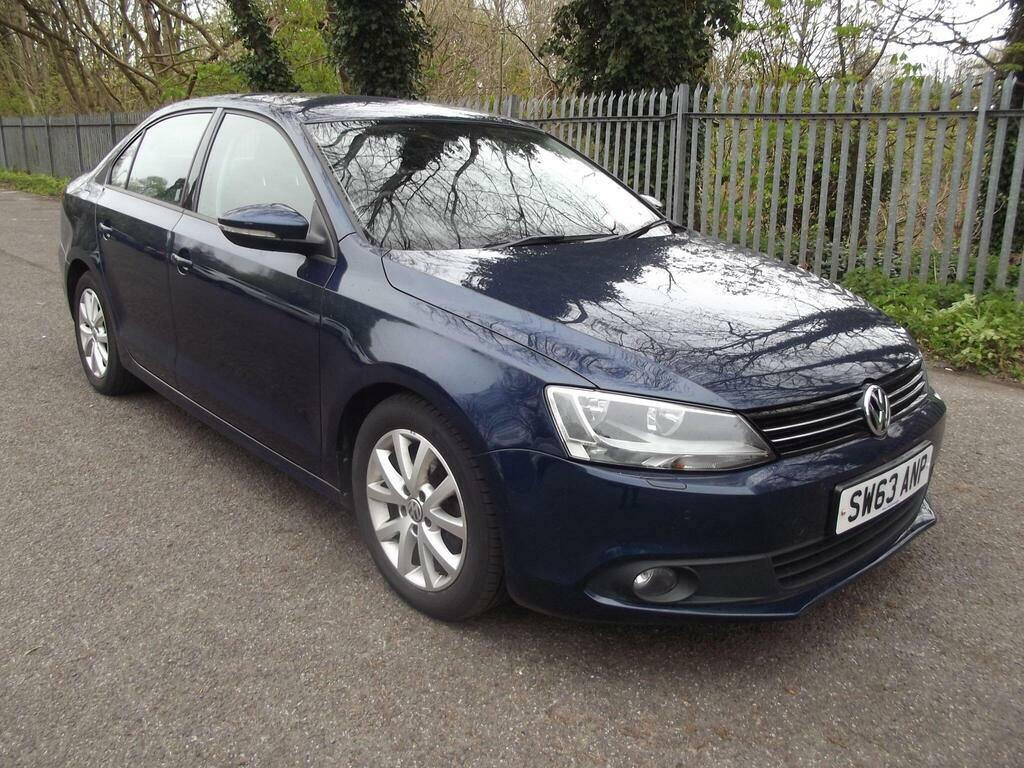 Volkswagen Jetta 1.6 Tdi Bluemotion Tech Se Euro 5 S S Blue