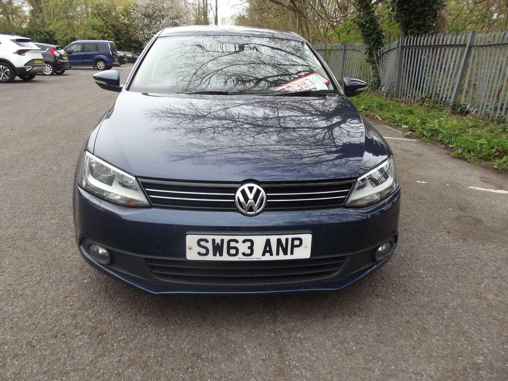 Volkswagen Jetta 1.6 Tdi Bluemotion Tech Se Euro 5 S S Blue #2