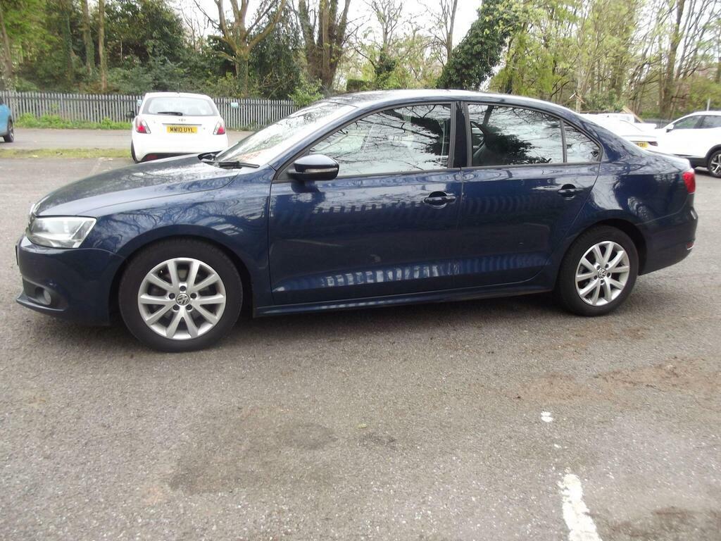 Volkswagen Jetta 1.6 Tdi Bluemotion Tech Se Euro 5 S S Blue #5