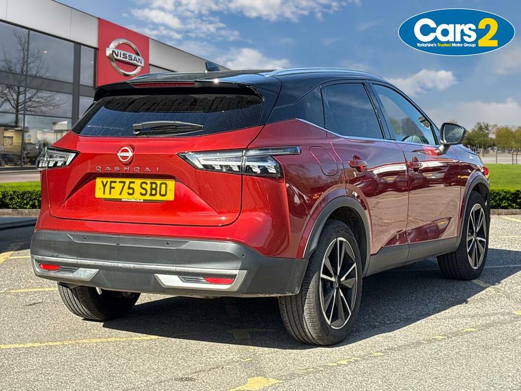 Nissan Qashqai 1.3 Dig-t Mh 158 Tekna Xtronic YF75SBO Red #3
