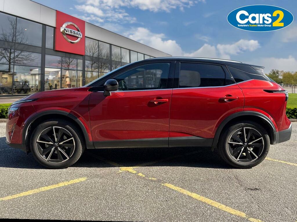 Nissan Qashqai 1.3 Dig-t Mh 158 Tekna Xtronic YF75SBO Red #6