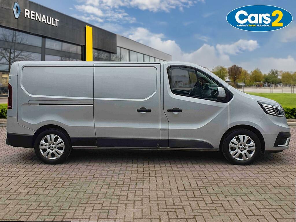 Renault Trafic 2.0 Tdi 143 Black Edition YA72CVP Grey #2