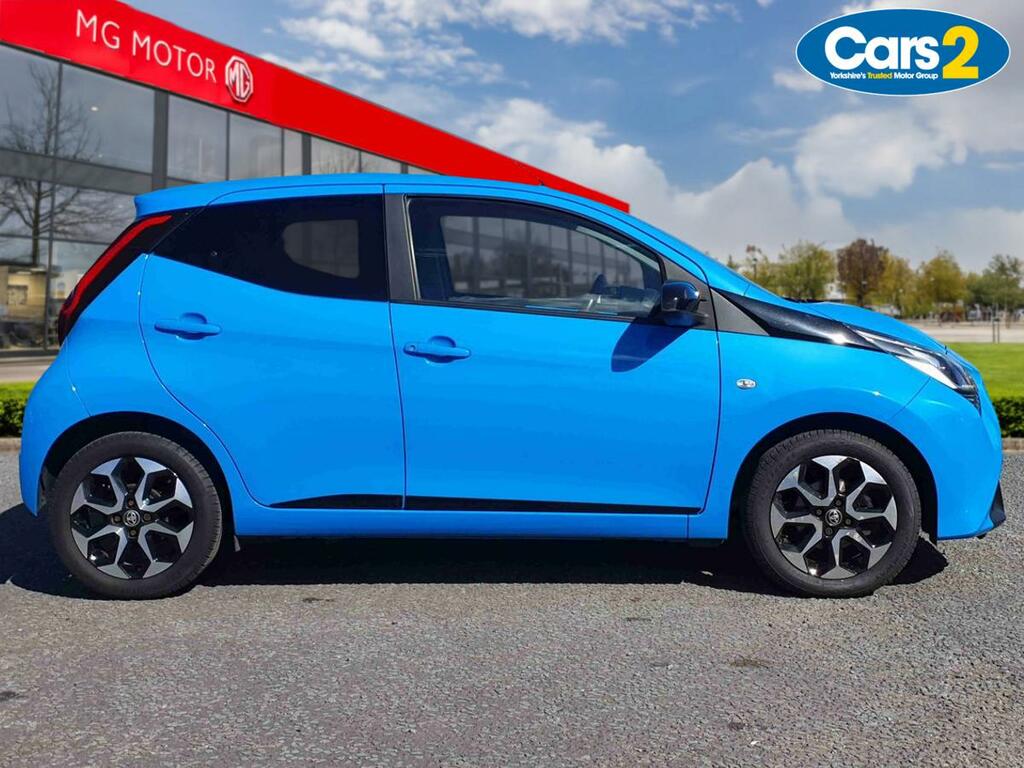Toyota Aygo 1.0 Vvt-i X-trend GL19FZR Blue #2