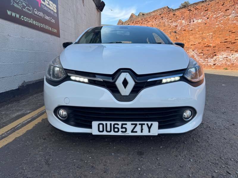 Renault Clio 1.2 16V Dynamique Nav - 2015 65 OU65ZTY White #2
