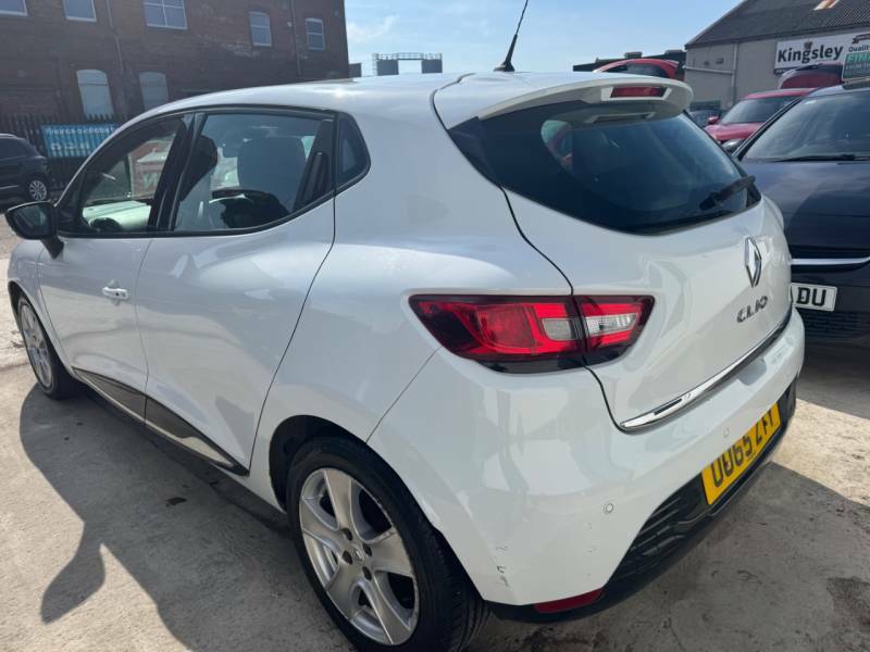 Renault Clio 1.2 16V Dynamique Nav - 2015 65 OU65ZTY White #4