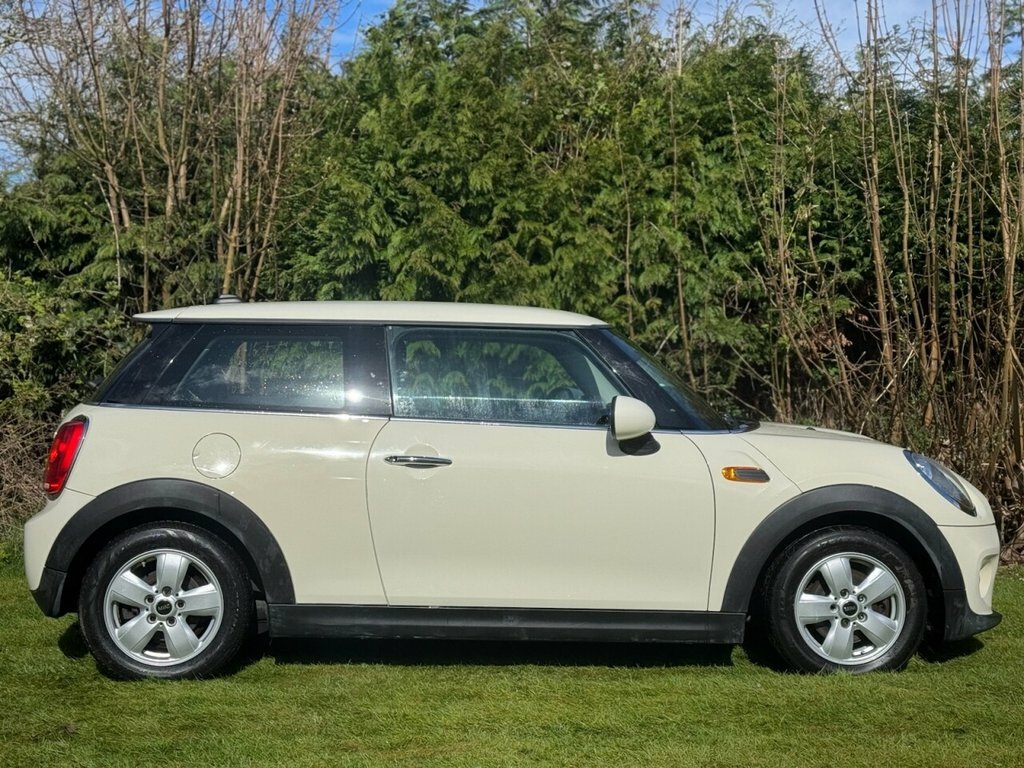 Mini Hatch 1.5L Cooper SD65OCC White #6