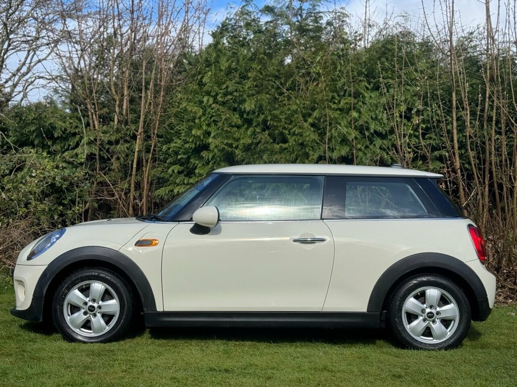 Mini Hatch 1.5L Cooper SD65OCC White #4