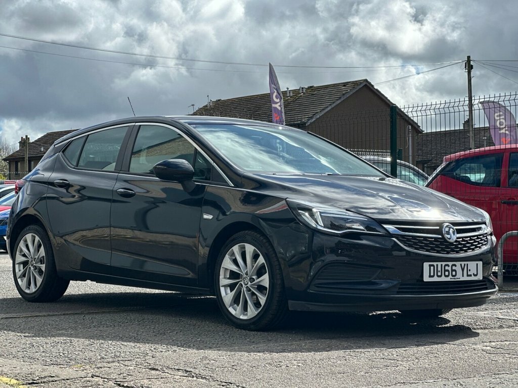 Vauxhall Astra 1L Design Black