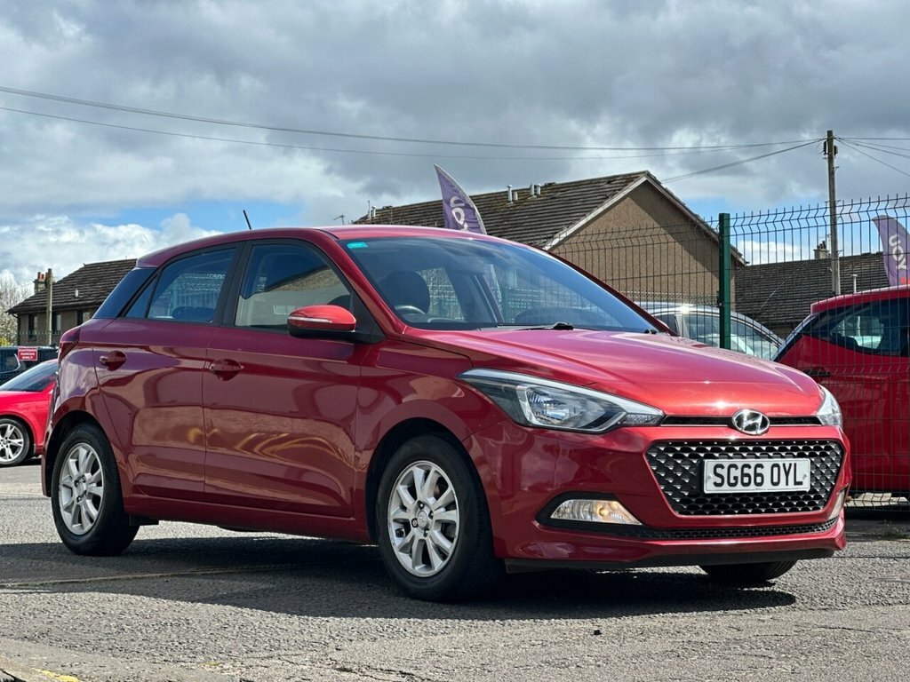 Hyundai I20 1L Se Red