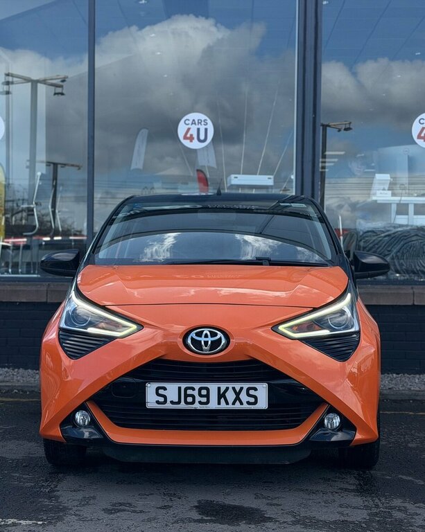 Toyota Aygo 1L X-cite SJ69KXS Orange #3