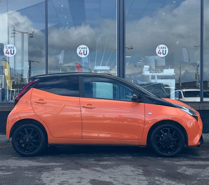 Toyota Aygo 1L X-cite SJ69KXS Orange #6