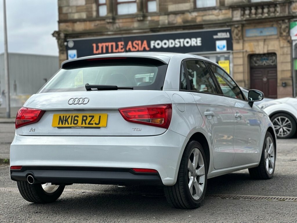 Audi A1 1L Sport White #6