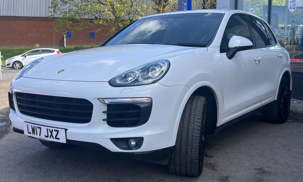Porsche Cayenne 3L Platinum Edition White