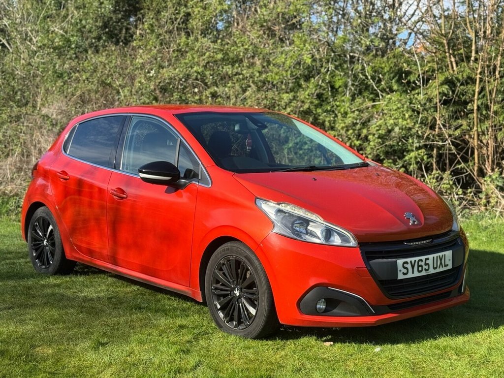 Peugeot 208 1L Allure Orange