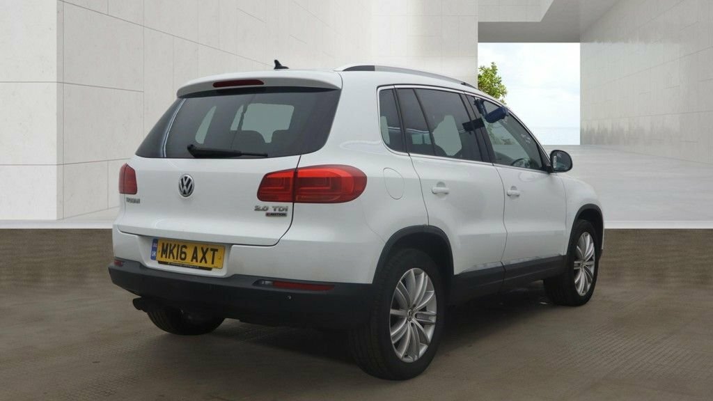 Volkswagen Tiguan 2L Match Edition MK16AXT White #4