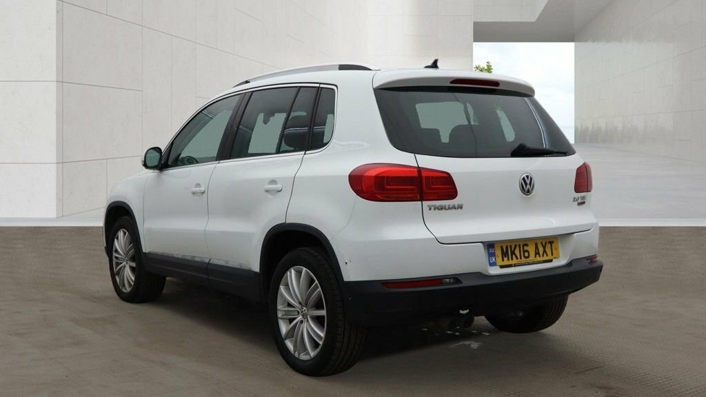 Volkswagen Tiguan 2L Match Edition MK16AXT White #3