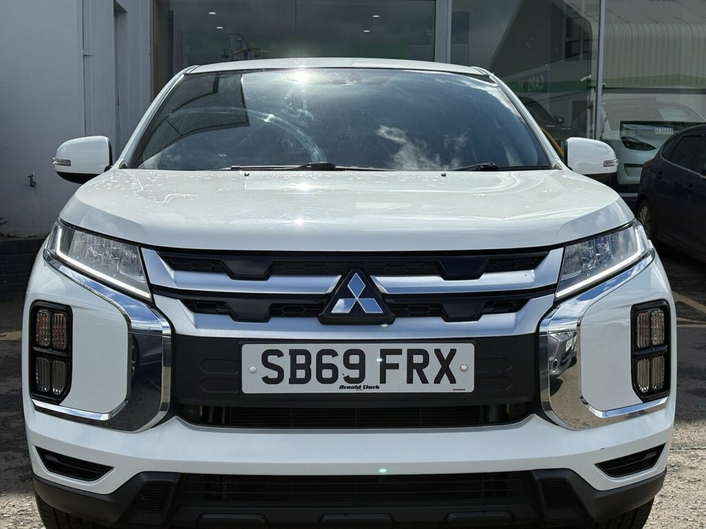 Mitsubishi ASX 2L Dynamic White #2
