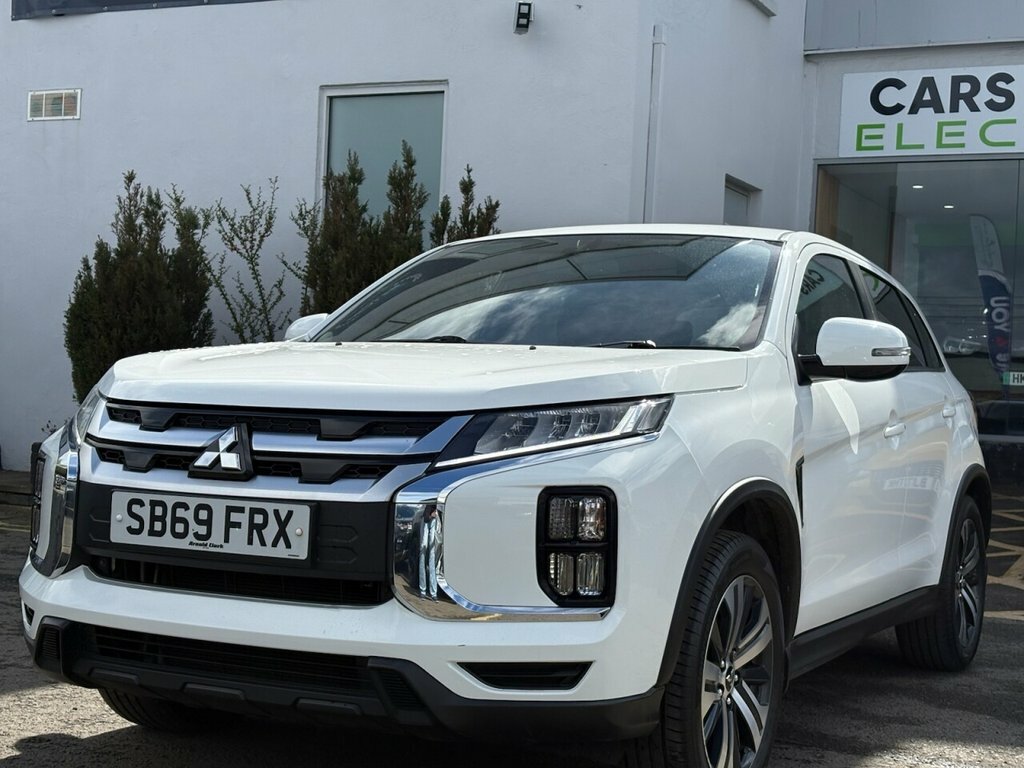 Mitsubishi ASX 2L Dynamic White #3