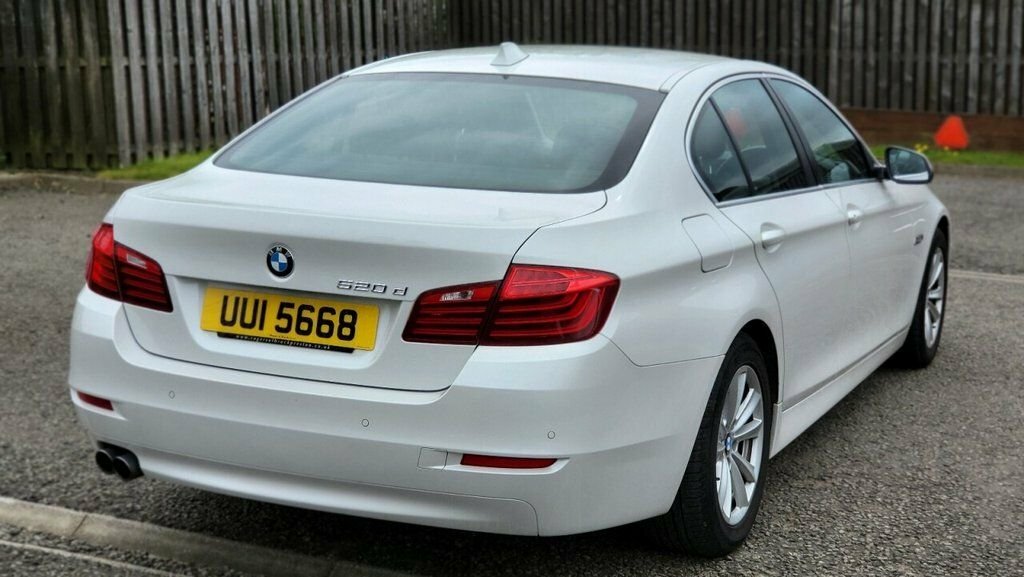 BMW 5 Series 2L Se UUI5668 White #6