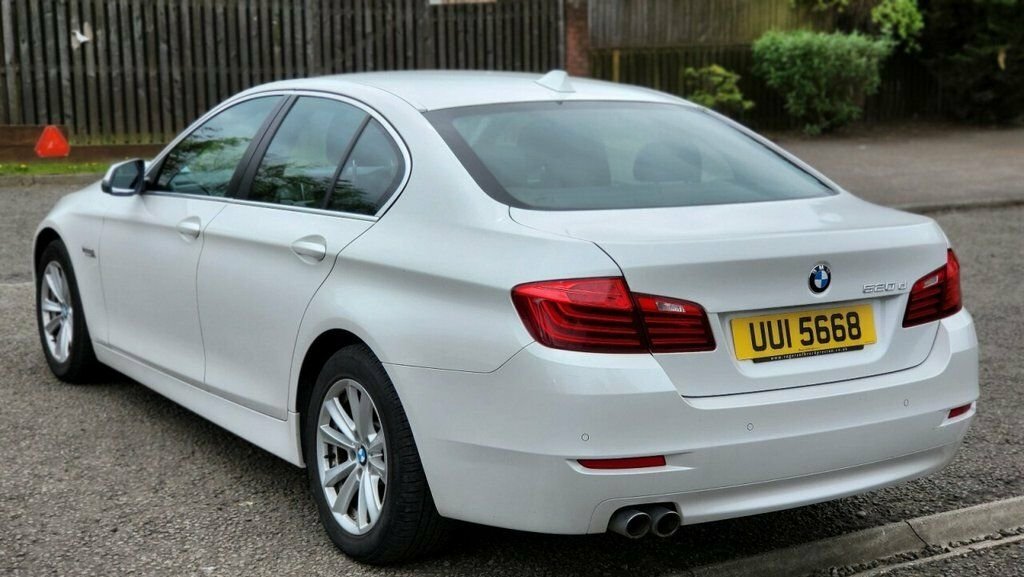 BMW 5 Series 2L Se UUI5668 White #5